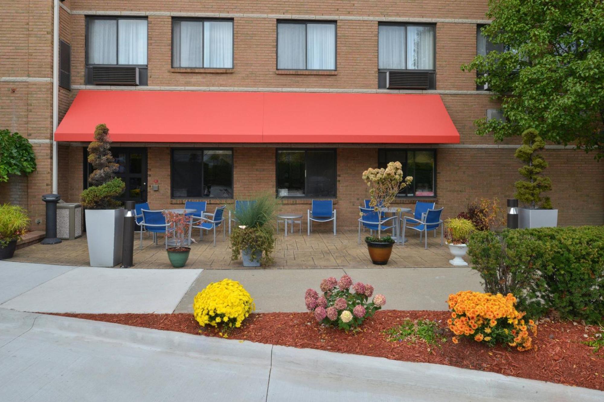 Towneplace Suites Detroit Warren Exterior foto
