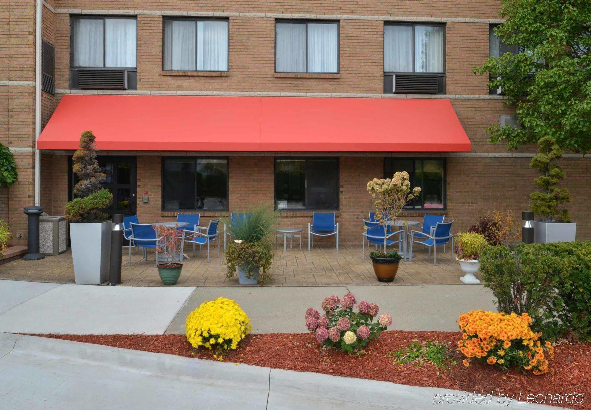 Towneplace Suites Detroit Warren Exterior foto